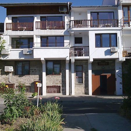 Guest House Tony Nesebar Bagian luar foto