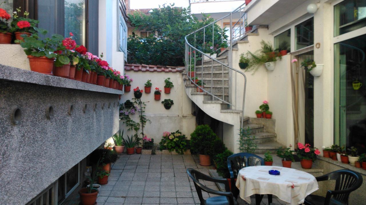 Guest House Tony Nesebar Bagian luar foto