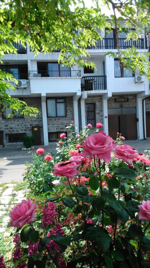 Guest House Tony Nesebar Bagian luar foto
