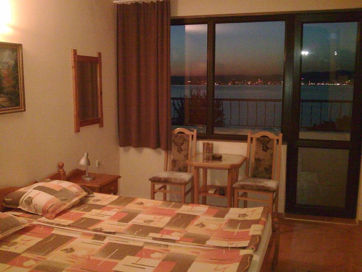 Guest House Tony Nesebar Bagian luar foto