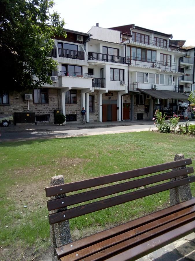 Guest House Tony Nesebar Bagian luar foto